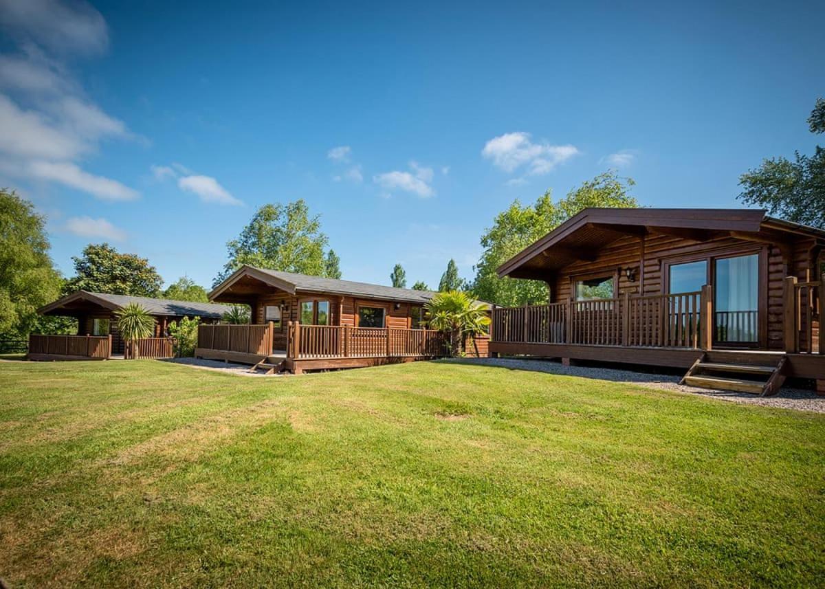 Fingle Glen Lodges Whitestone 外观 照片